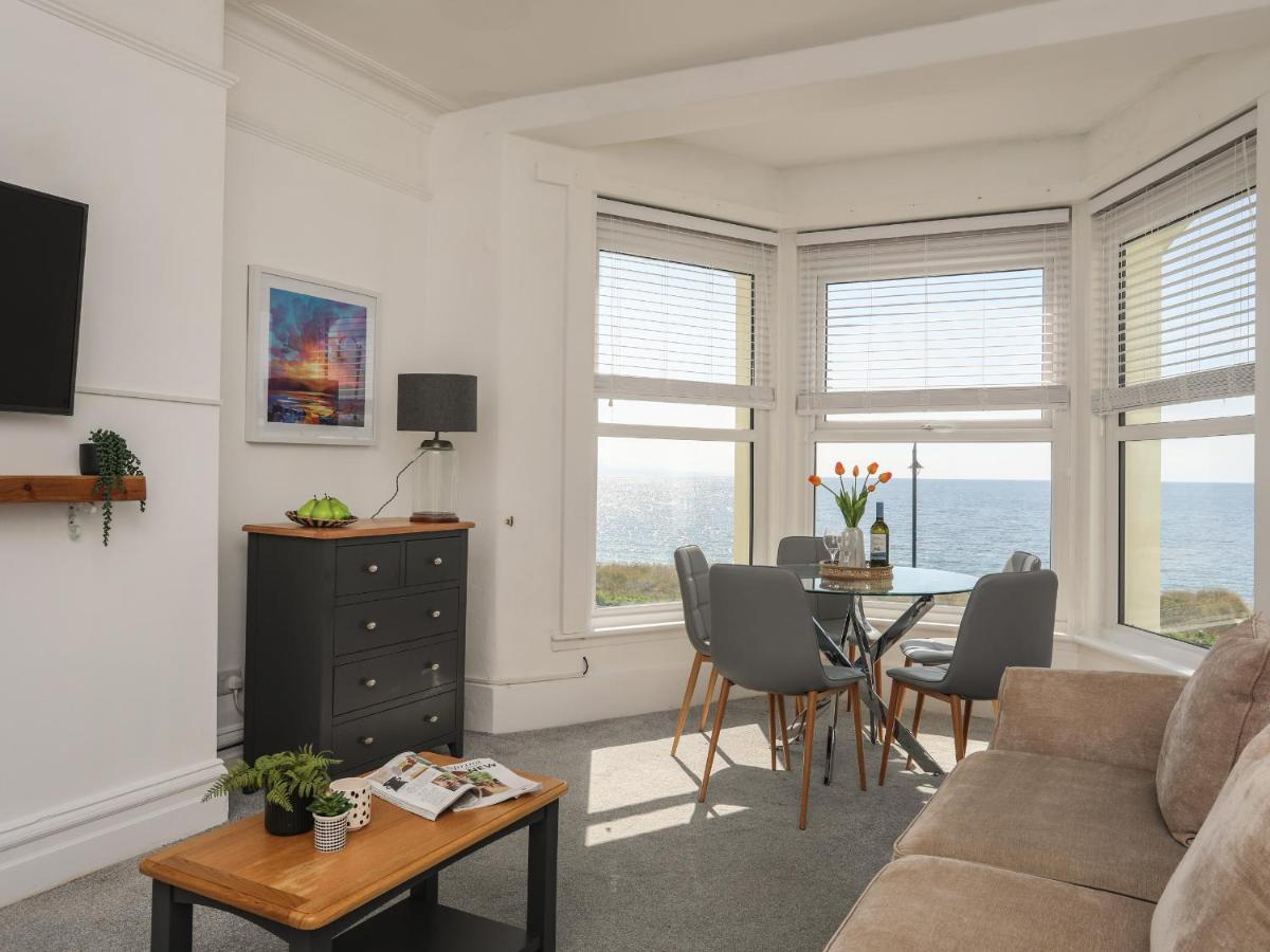 Tir A Mor Apartment Pwllheli Bagian luar foto